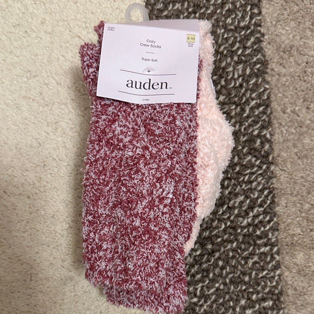 Auden Fuzzy Crew Socks in Pink and White